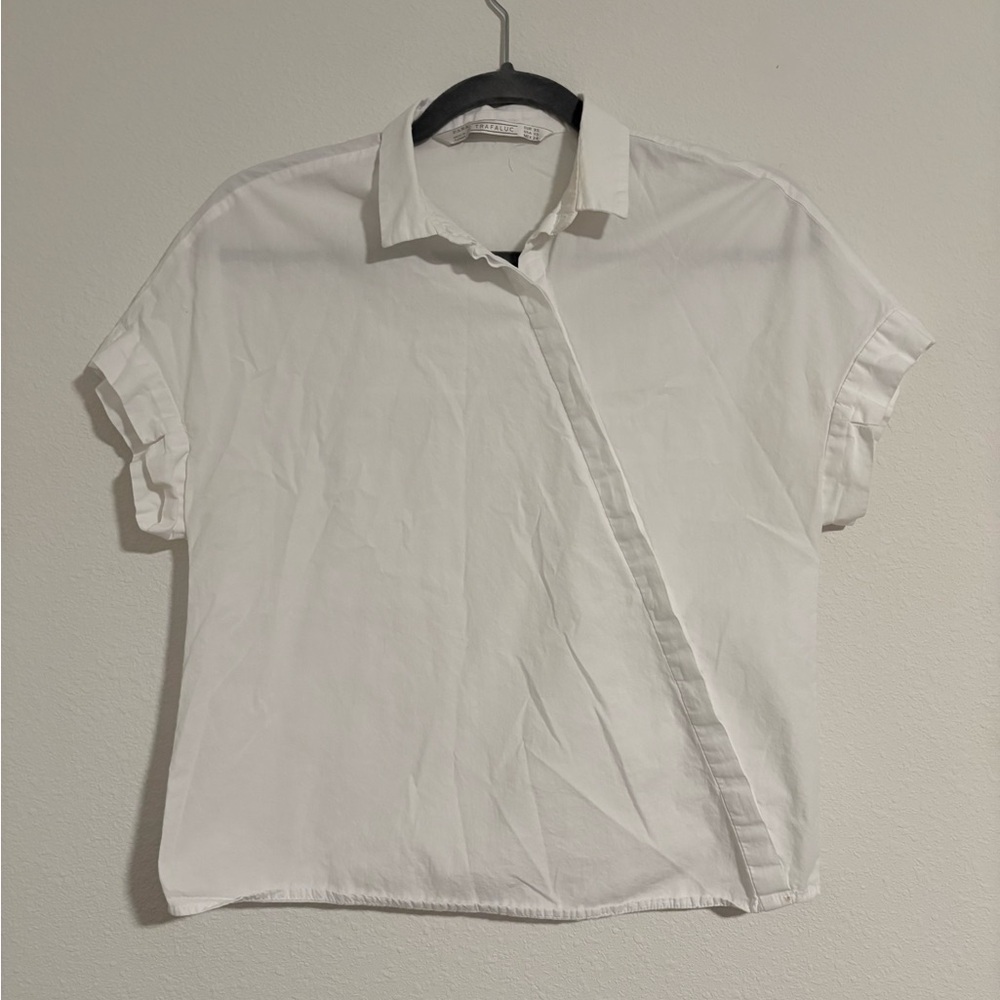 Zara White Short-Sleeve Diagonal Button Front Shirt